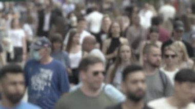 Silhouette of a crowded city street