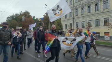 Ukrayna 'nın başkenti Kyiv' deki Kyiv Onur Topluluğunun LGBT haklarının korunması için Eşitlik Yürüyüşü