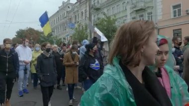 Ukrayna 'nın başkenti Kyiv' deki Kyiv Onur Topluluğunun LGBT haklarının korunması için Eşitlik Yürüyüşü