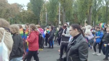 Ukrayna 'nın başkenti Kyiv' deki Kyiv Onur Topluluğunun LGBT haklarının korunması için Eşitlik Yürüyüşü