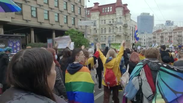 乌克兰基辅骄傲社区保护男女同性恋、双性恋和变性者权利的平等进军 — 图库视频影像
