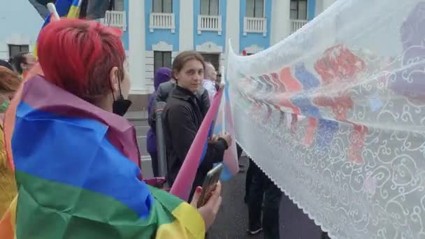 Pawai untuk mendukung hak komunitas LGBT di Ukraina - Kebanggaan Kyiv — Stok Video