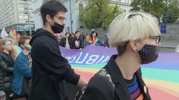 Marche en faveur des droits de la communauté LGBT en Ukraine - Kiev Pride — Video