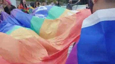 Ukrayna 'daki LGBT topluluğunun haklarına destek yürüyüşü - Kyiv Pride