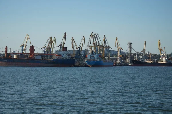 Blick Aus Der Ferne Auf Kräne Und Schiffe Hafen Von — Stockfoto