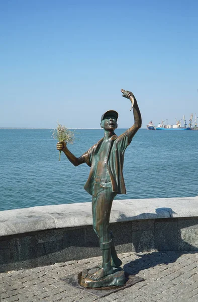 Monumento Ragazzo Pescatore Sull Argine Berdyansk — Foto Stock