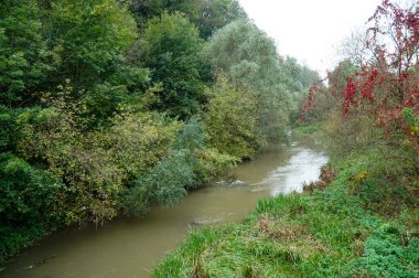 Kamyanets-Podilsky şehrindeki Smotrych Nehri Kanyonu