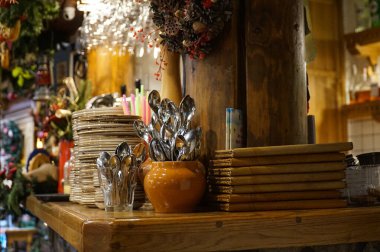 Kafenin Ukrayna tarzında dekorasyonu.