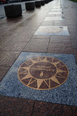 Komedyen Mikhail Zhvanetsky 'nin yıldızı Odessa' nın yıldızları arasında.