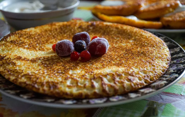 Large Pancakes Plate Decorated Top Black Currant Berries — Stock Photo, Image