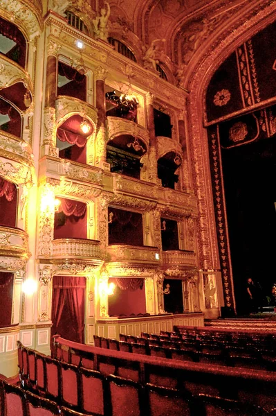 Das Innere Des Zuschauerraums Des Opern Und Balletttheaters Odessa — Stockfoto