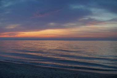 Odessa 'da Karadeniz' in üzerinde şafak.