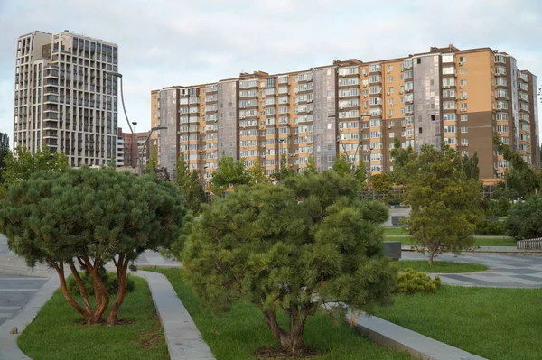 Mehrstöckige Gebäude Ufer Des Dnjepr Der Stadt Dnipro Platz Pribreschni — Stockfoto