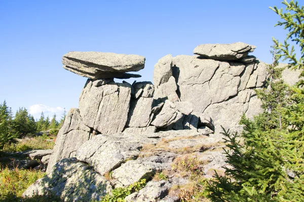 Rock Cap. Taganay. Södra Ural Royaltyfria Stockfoton