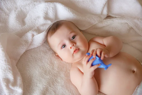 Baby Boy Lying Bed Toy — Stock Photo, Image