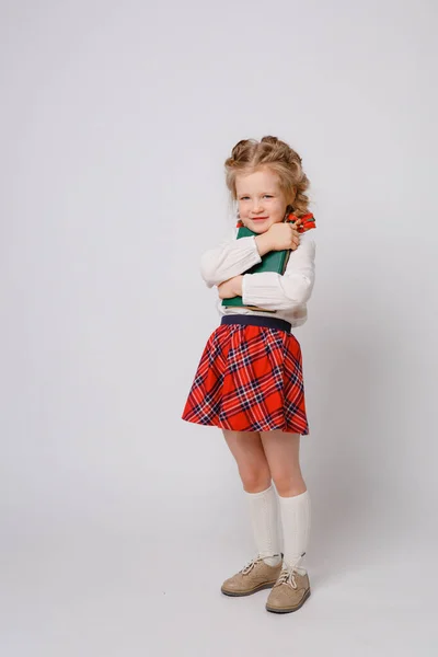 Bambina Uniforme Scolastica — Foto Stock