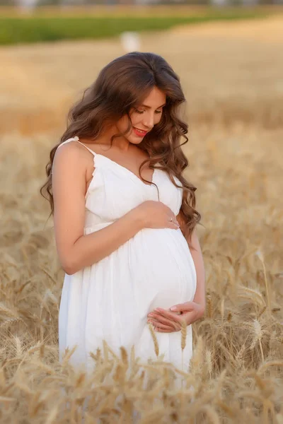 Mujer Embarazada Campo Trigo — Foto de Stock