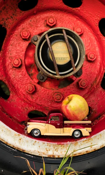 Camion Ruota Apple Truck — Foto Stock