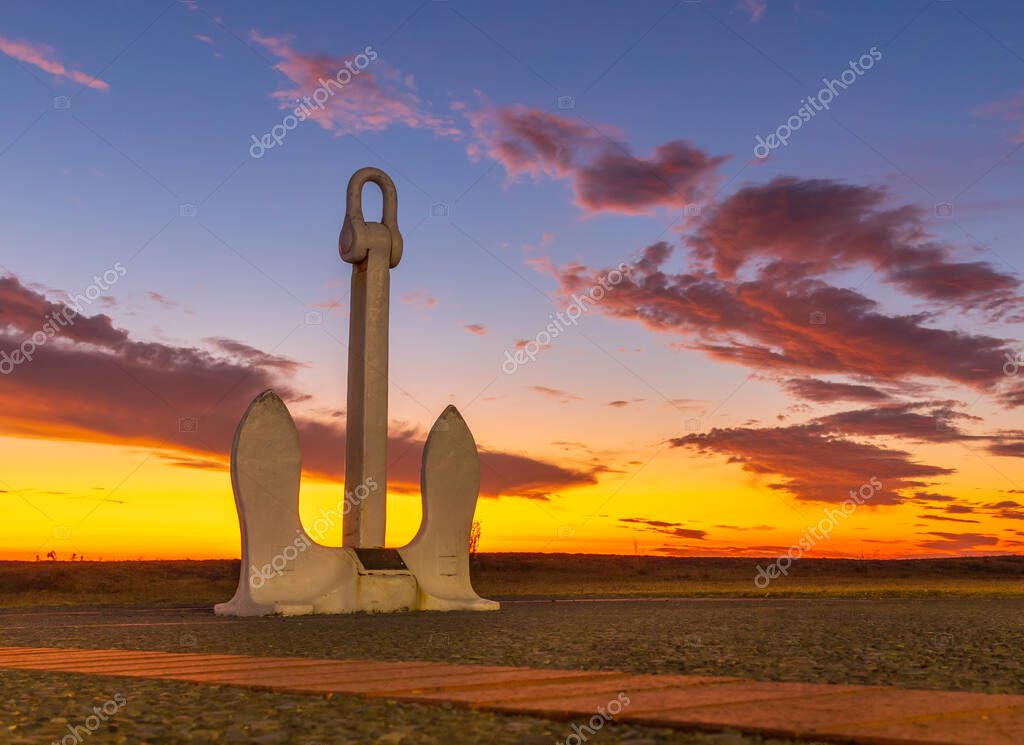 This anchor, from the former oceanographic research vessel HMNZS Tui