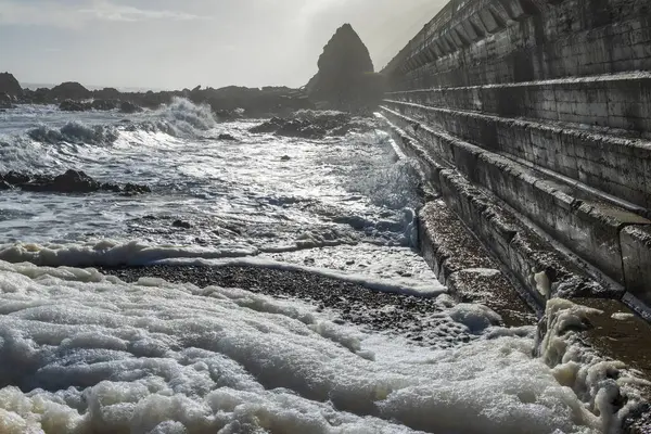 Strong Wall Built Rocky Coastline Road — Stock Photo, Image