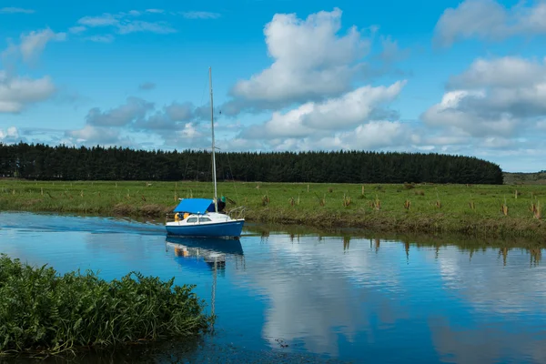 Blue Yacht — Stock Photo, Image