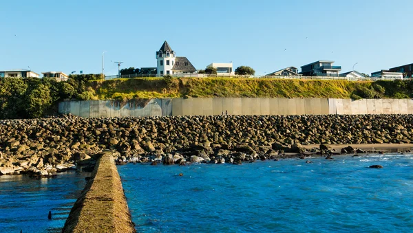 Yeni Phymouth Coastle geçit