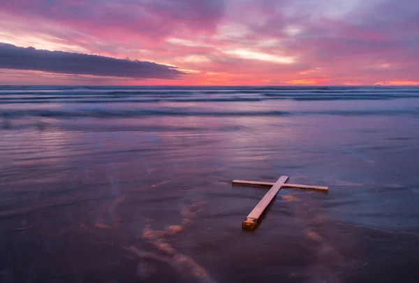 White Cross Waves — Stock Photo, Image