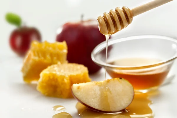 Honey and apples — Stock Photo, Image