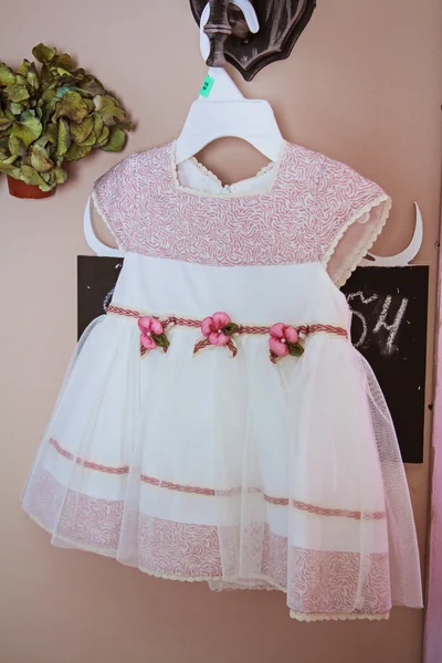 Vestido de bebê — Fotografia de Stock