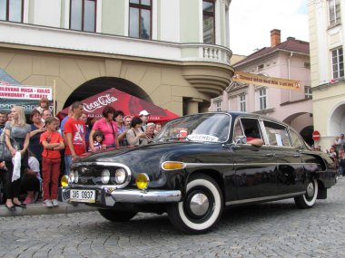 Yıllık kutlama Novy JICIN - Tatra 603 modeli 1968 (2-603)