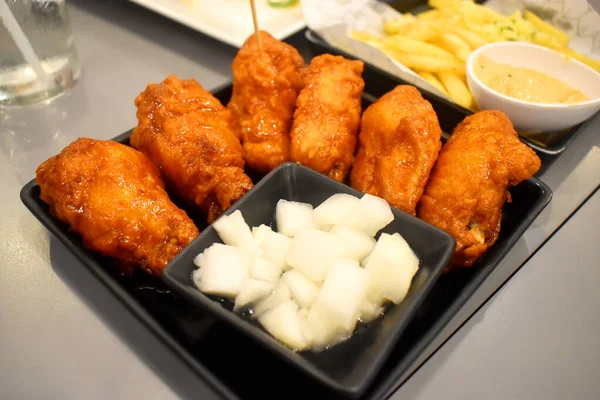 Deep Fried Chicken Garlic Sauce Serve Pickled Radish Side Dish — Stock Photo, Image