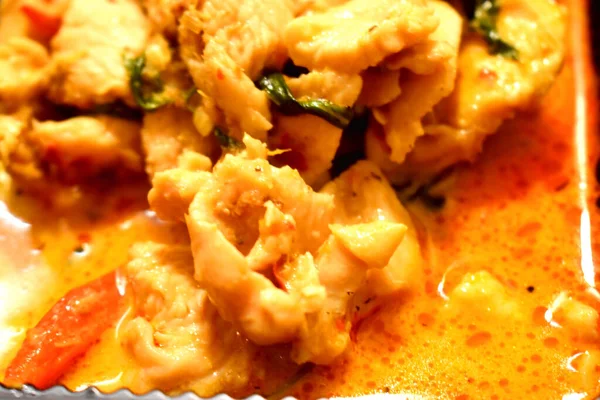 Thailändisches Essen Chicken Red Curry Vollformat — Stockfoto