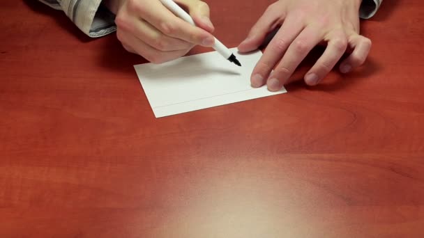 Bir not kağıdına yüzde 150 yazma — Stok video