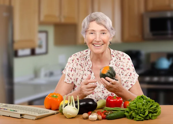 Cliente sénior de nutrición profesional — Foto de Stock