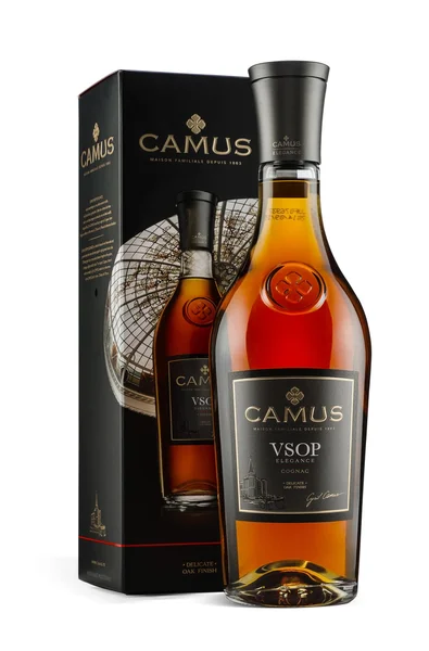 CAMUS VSOP ELEGANCE Cognac con scatola — Foto Stock