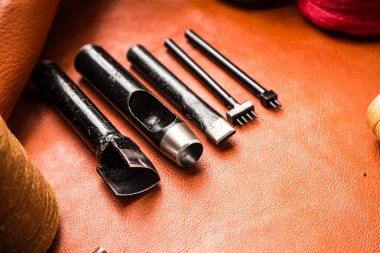 deri işçiliği araçları