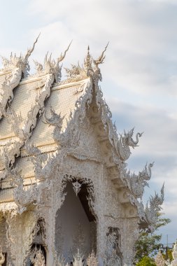 Chiangrai, Temp tapınakta güzel beyaz kilise, Wat Rong Khun