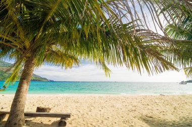 deniz kum gökyüzü 