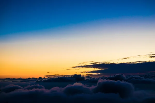 Nature Background Beautiful Sunrise Mountains Covered Fogy Morning — Stock Photo, Image