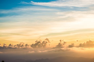 Muhteşem dağ Sunrise