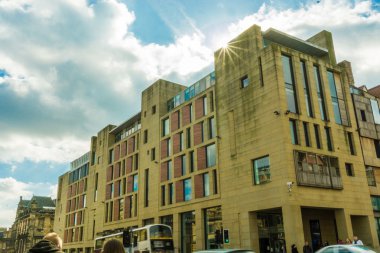 Bina şehir merkezindeki tarihi Royal Mile Edinburgh, İskoçya