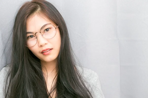 Mulheres Asiáticas Bonitas Usam Óculos Mulher Beleza Natural — Fotografia de Stock