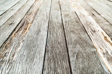 Zor eski ahşap kaplama kat yukarıdan görüntülenen, kahverengi ahşap doku.