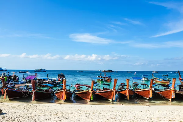 Longtail Fishing Travel Boat Park Sand Beach Rangée Bateaux Bois — Photo