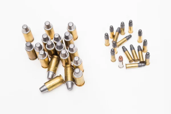 Uppsättning Och 22Lr Patroner Pistoler Ammunition Vit Bakgrund — Stockfoto