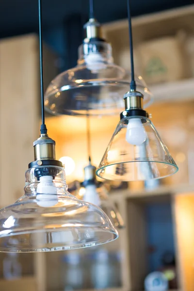 Vintage Warm Light Bulbs Coffee Shop Background Light Bulb Decor — Stock Photo, Image