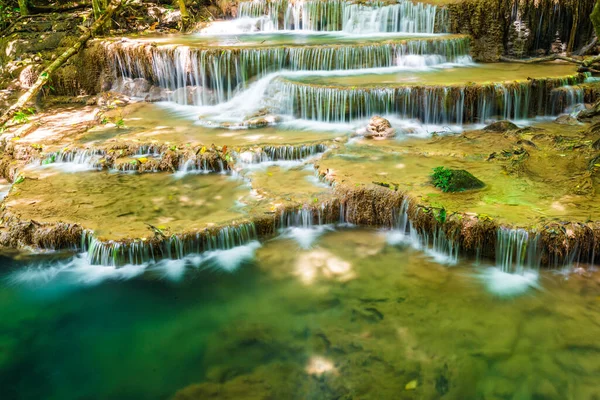 Belle Cascade Dans Forêt Tropicale Jungle Profonde Thaïlande — Photo