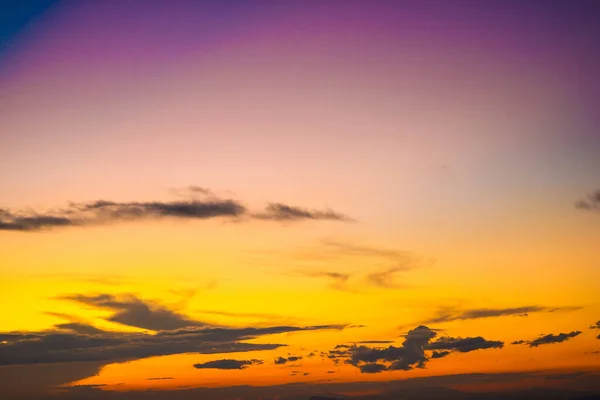 Bunte Kumulus Sonnenuntergang Himmel Wolken Mit Sonne Untergehenden Natur Landschaft — Stockfoto