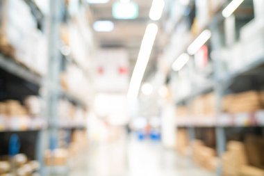 Soyut kutu süpermarket depo iş arka planının bulanık rafı