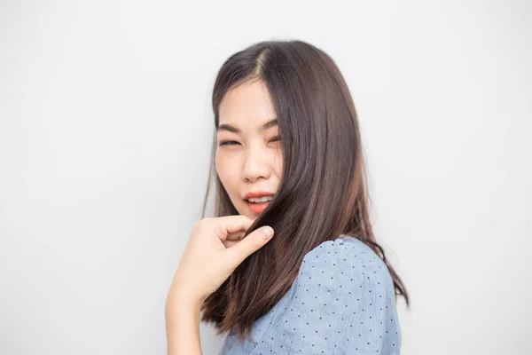 가까이 배경에 아름다운 아시아인 여성의 얼굴이 그려진 — 스톡 사진